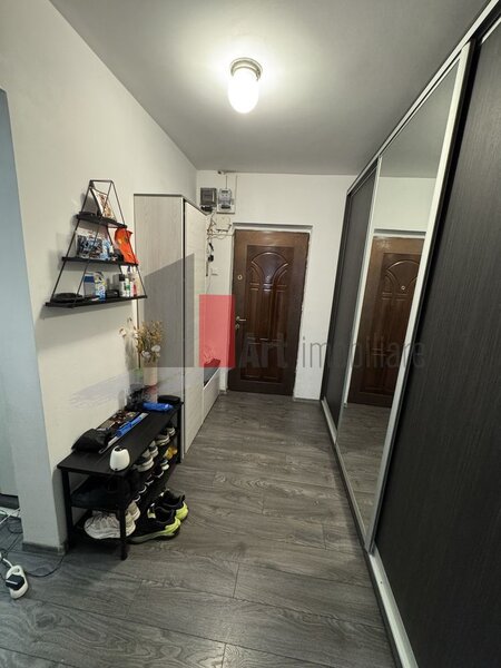 Se vinde  apartament 2 camere Gorjului, centrala termica